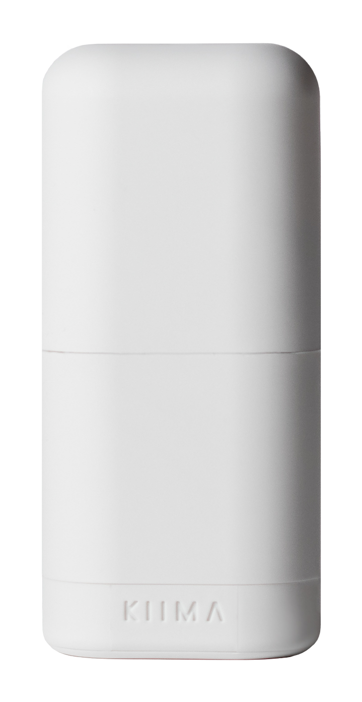 Applicateur de déodorant rechargeable KIIMA blanc, format compact et réutilisable, conçu pour réduire les déchets et favoriser une routine zéro déchet.