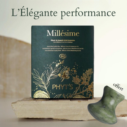 Le coffret Millésime inclut une pierre de massage offerte, idéale pour maximiser les bienfaits du rituel beauté. Un cadeau d’élégance et de performance.