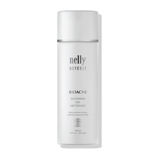 Gel nettoyant Bioacné en format pompe, soin purifiant concu pour les peaux sujettes a l’acne, aide a eliminer les impuretés et a reduire l’excès de sébum.