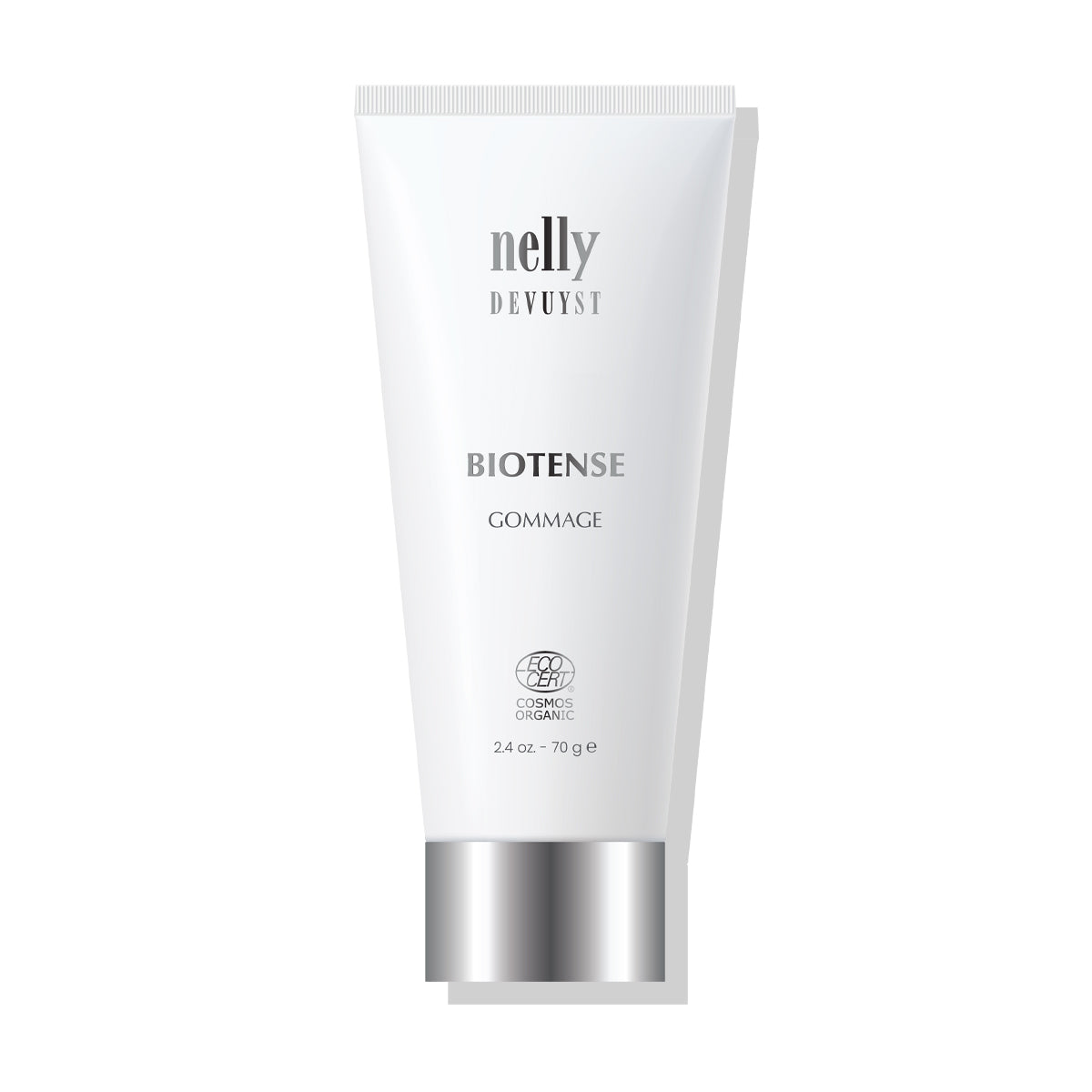 Gommage BioTense de Nelly DeVuyst, un exfoliant biologique doux qui élimine les cellules mortes, illumine le teint et affine le grain de peau tout en respectant les peaux sensibles.